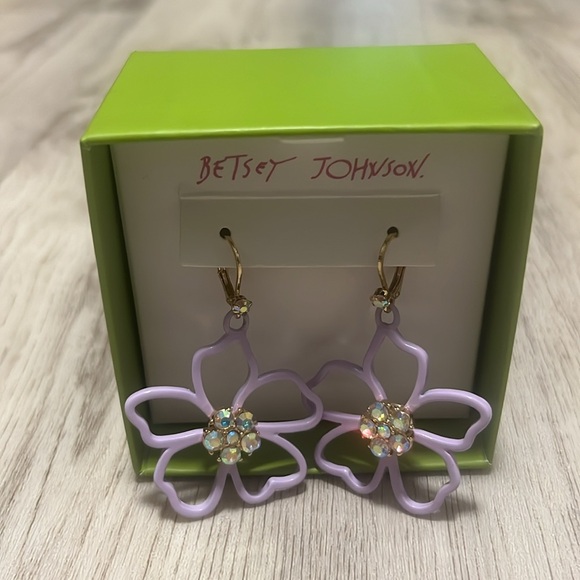 Brand New Betsey Johnson Lavender Purple Flower Rhinestone Earrings - Picture 3 of 4